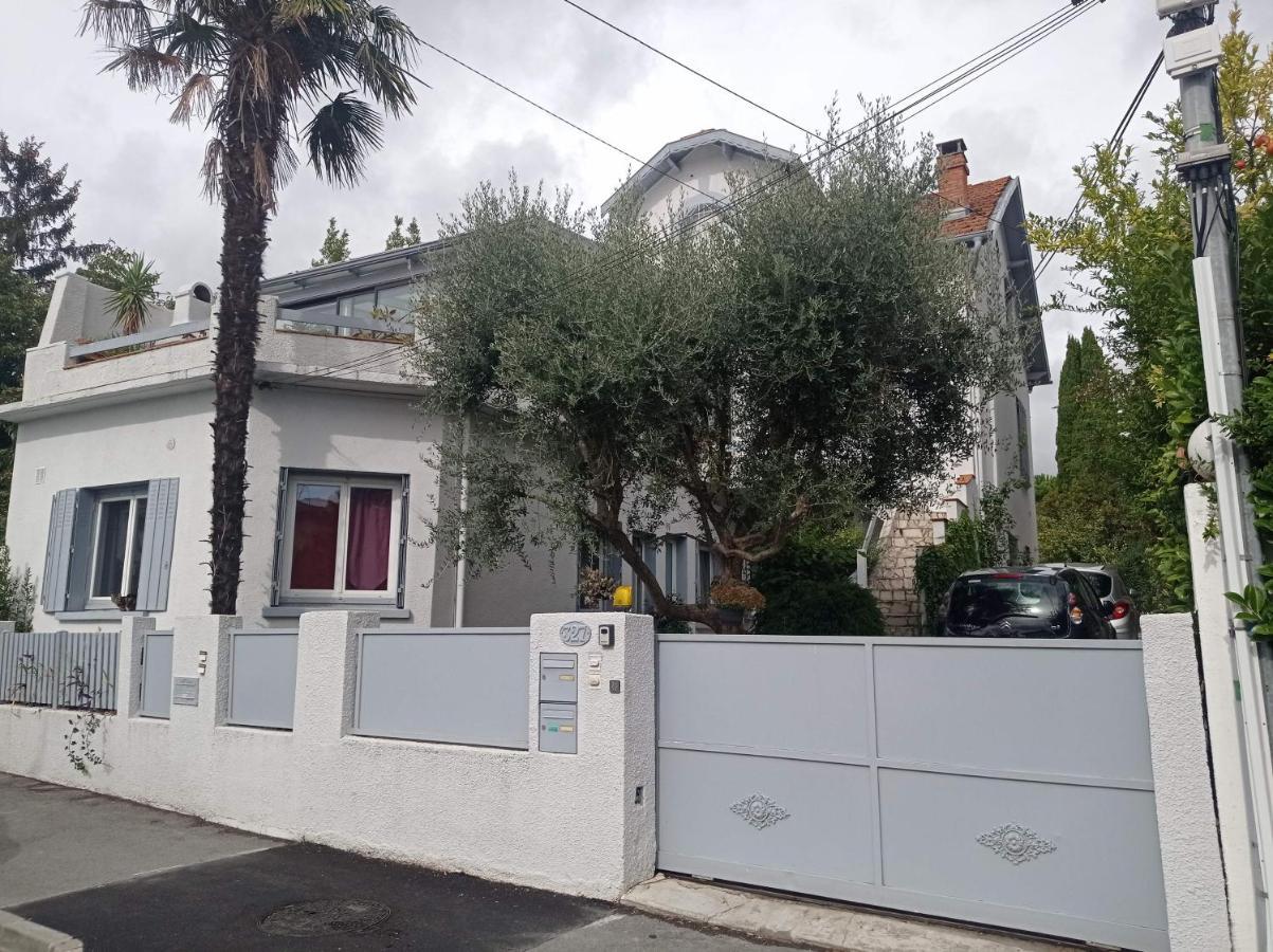Indépendant. Appartement deux personnes, clair et sympa. Toulouse Exterior foto
